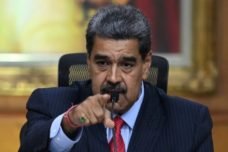 Justiça Argentina Pede Prisão de Maduro